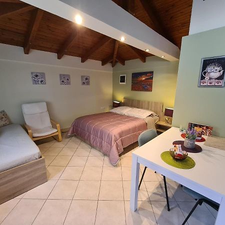 Semelia'S Guest House Spáta Zewnętrze zdjęcie