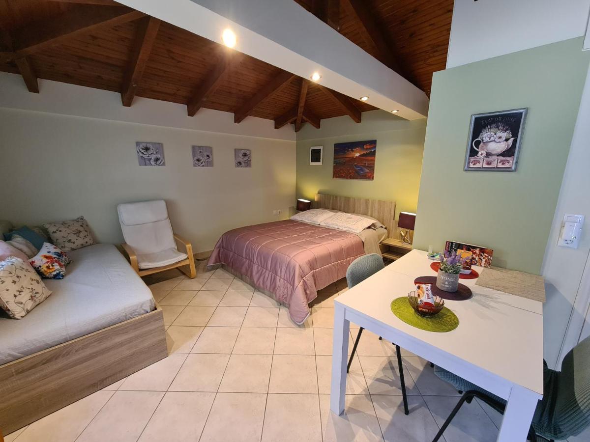 Semelia'S Guest House Spáta Zewnętrze zdjęcie
